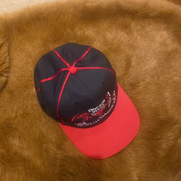 Vintage Chicago Bulls 3-peat Adjustable Baseball Cap - Picture 6 of 6
